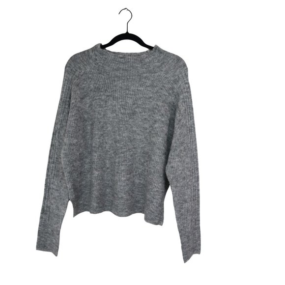 NWT ALL IN FAVOR Women's Size M Pullover Sweater Funnel Neck Long Sleeve Gray - Picture 3 of 8